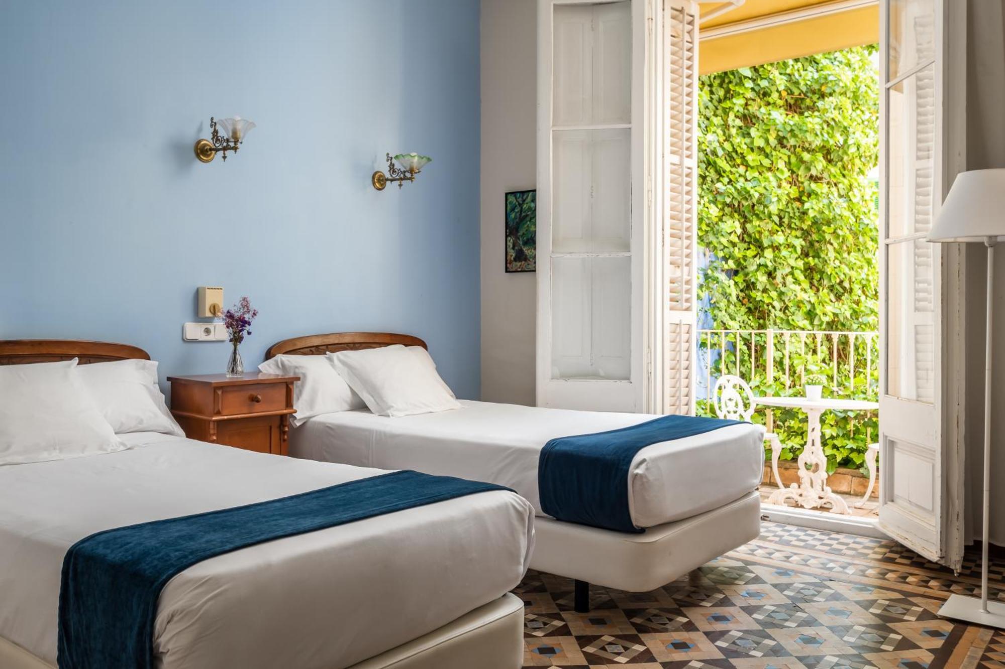 Hotel Medium Renaixenca Sitges Buitenkant foto