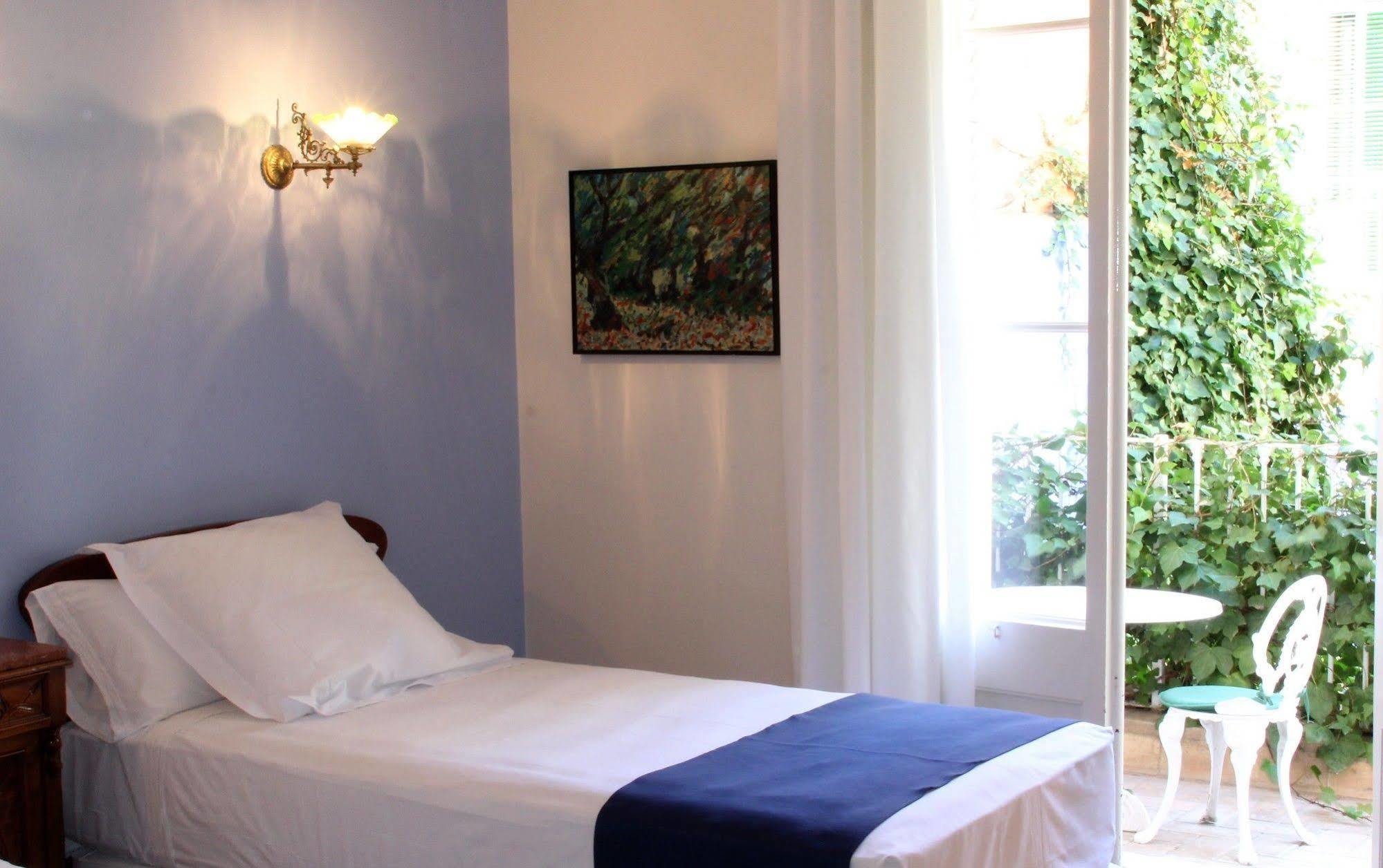 Hotel Medium Renaixenca Sitges Buitenkant foto
